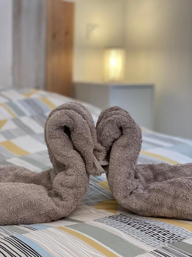 Appartement En Residence Privee, Face A La Mer Avec Acces Direct Plage 히에레 외부 사진